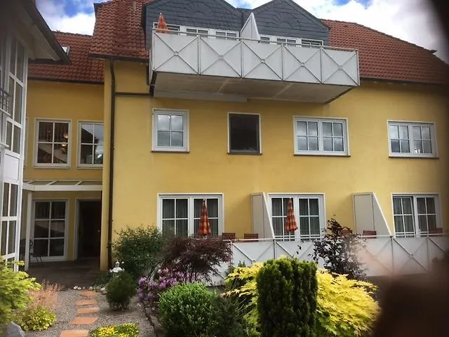 Pensionat Haus Am Park 4*